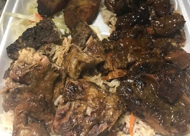 Jerk Chicken & Oxtail (Combination).